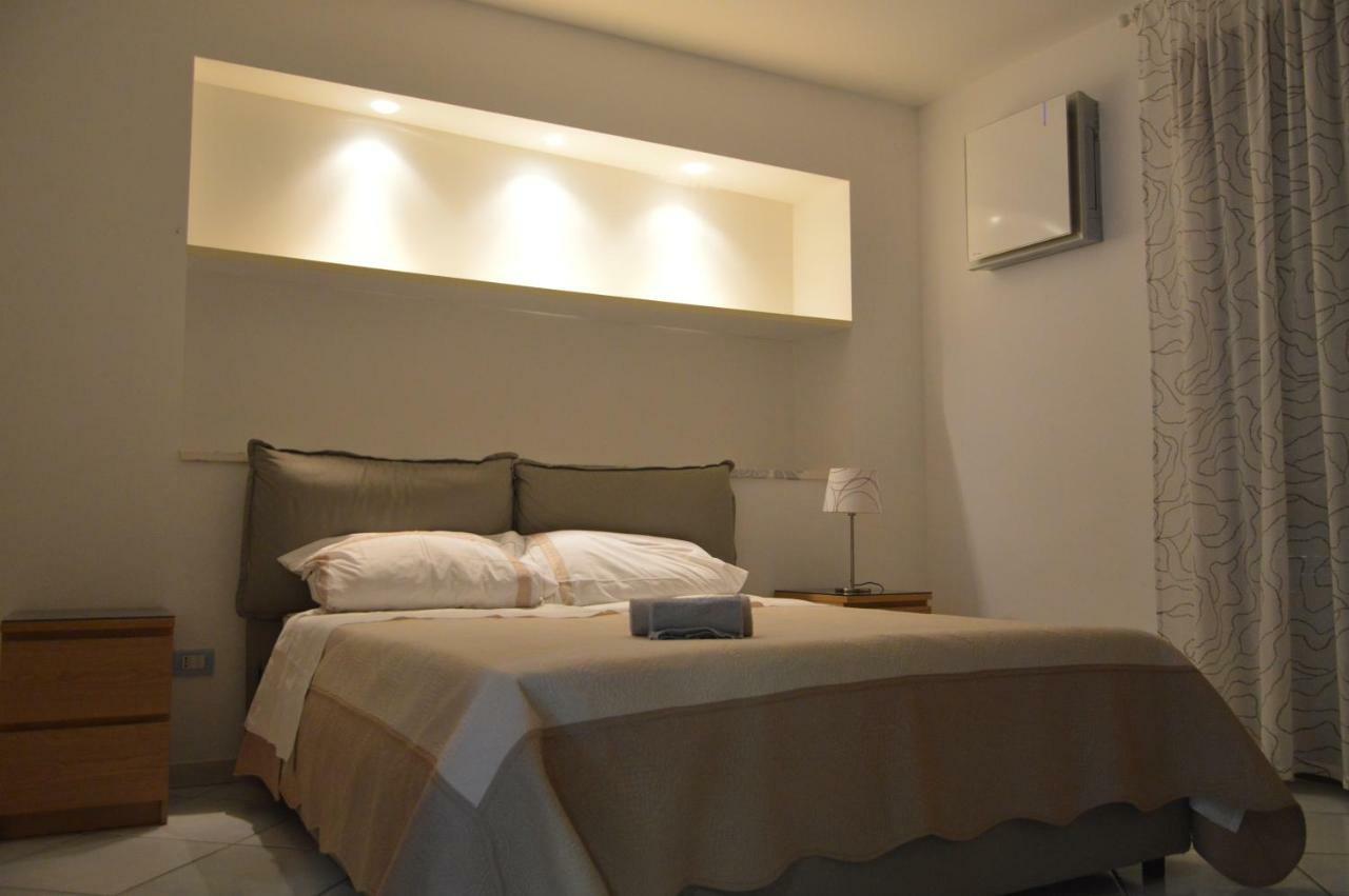 Casa Vacanze Le Palme Apartment Noto Ngoại thất bức ảnh