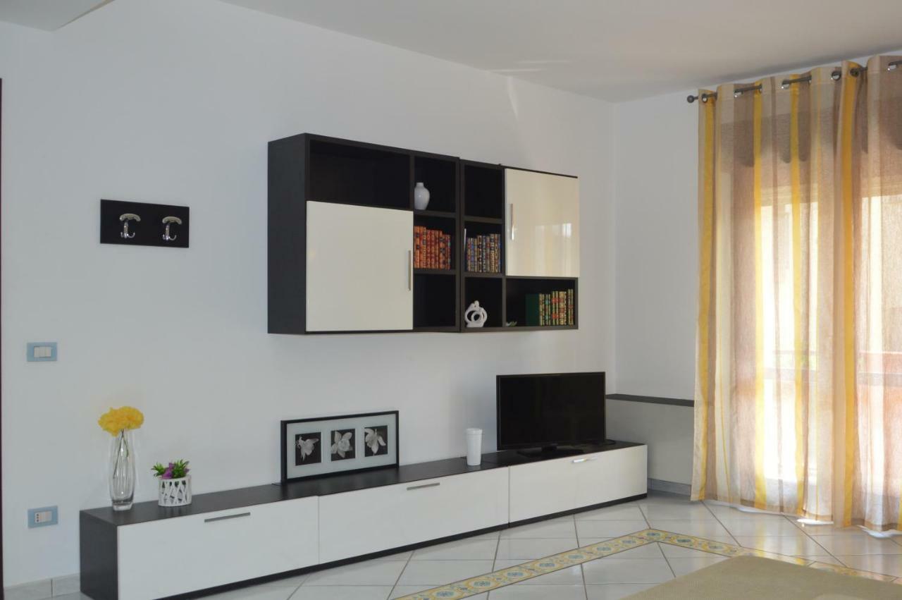 Casa Vacanze Le Palme Apartment Noto Ngoại thất bức ảnh
