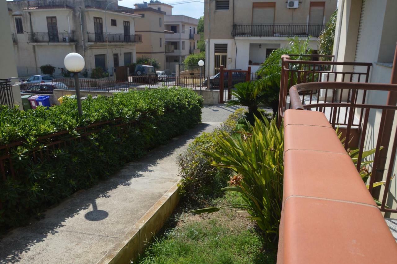 Casa Vacanze Le Palme Apartment Noto Ngoại thất bức ảnh